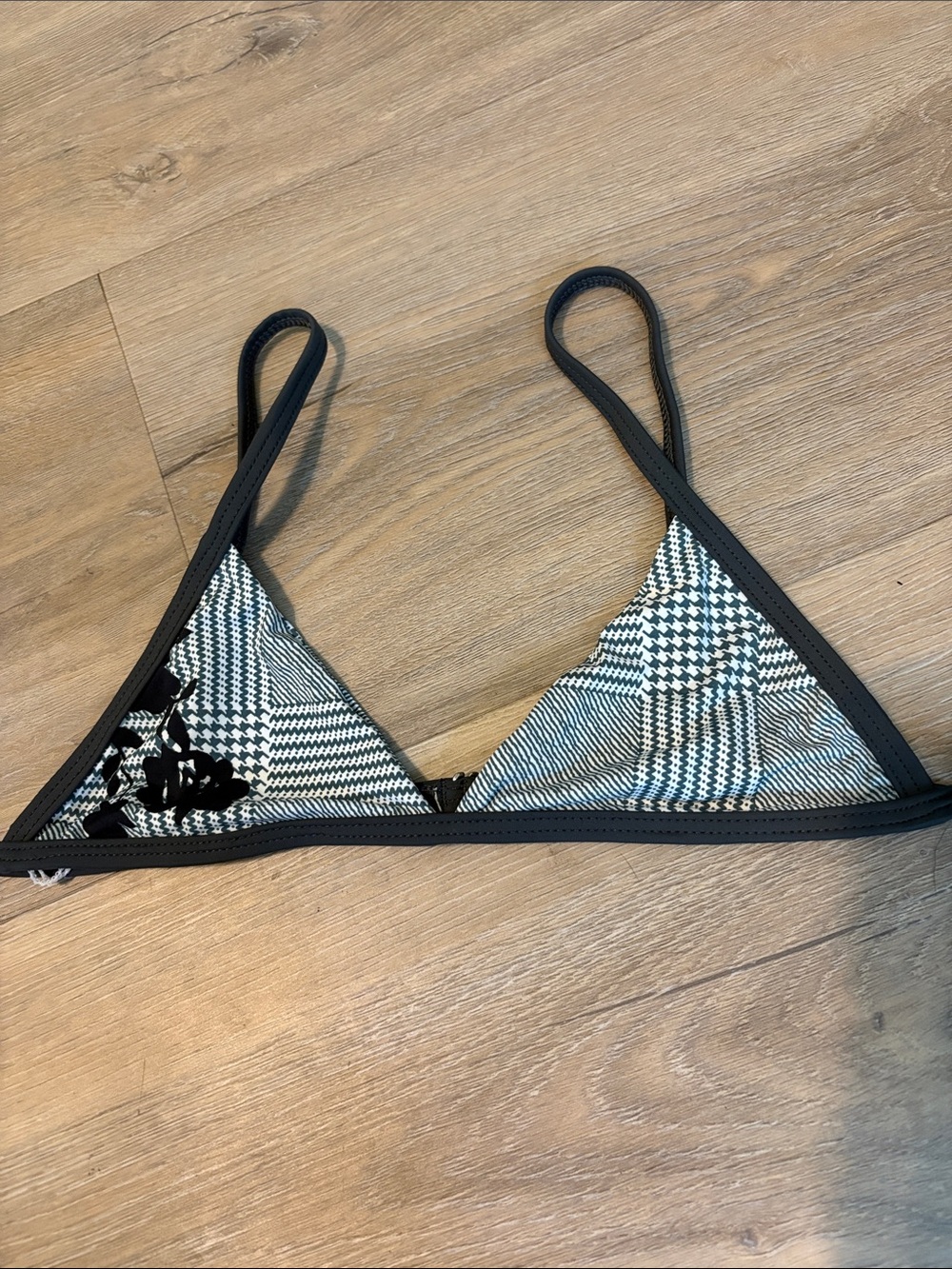 San Lorenzo Black & White Houndstooth “Black Rose” Print Triangle Bikini Top